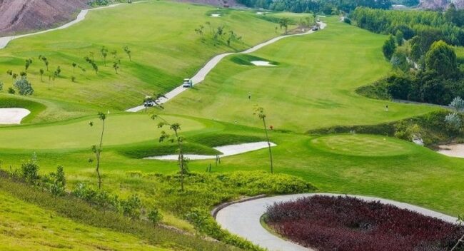 Sân golf Yên Dũng - Amber hill