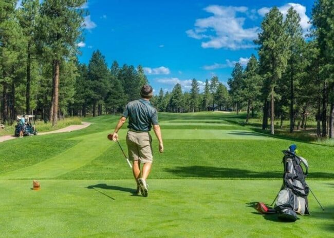 sân tập golf ở Bến Tre