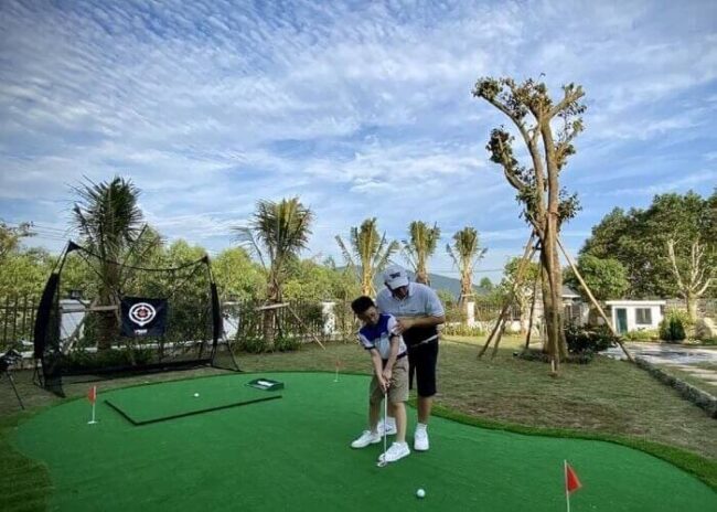 Sân tập golf mini