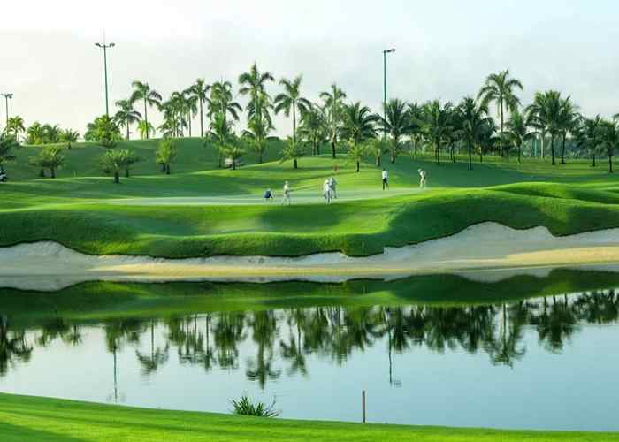 Sân golf ở Hồ Chí Minh