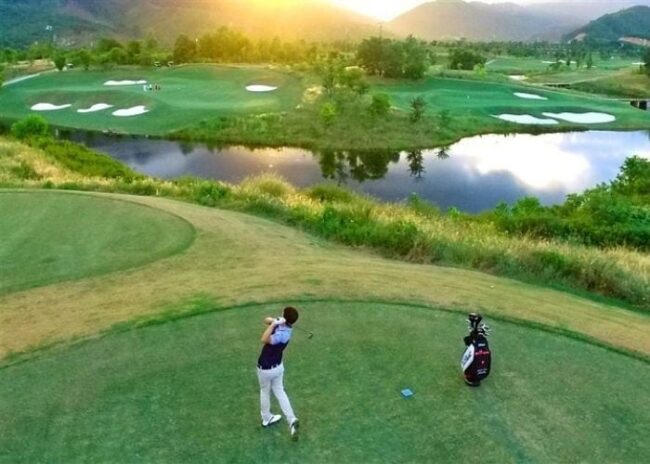 Sân tập golf ở Lai Châu