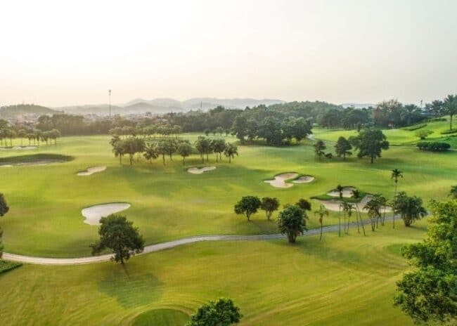 Sân tập golf ở Hải Dương