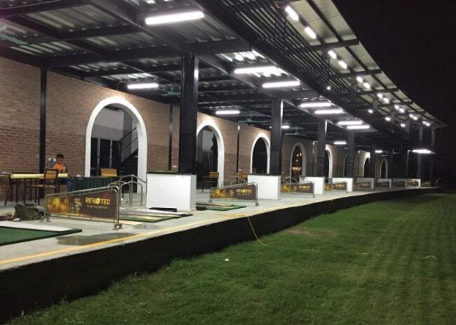 sân tập golf Hà Đông