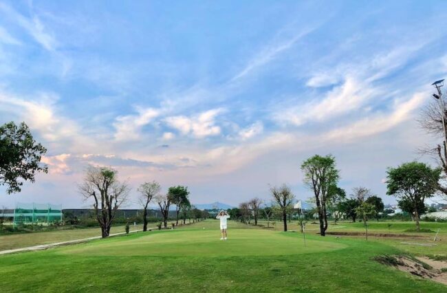 Sân tập golf ở Gia Lai có điểm gì nổi bật?