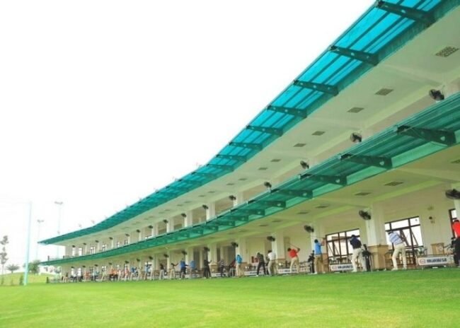 sân tập golf Long Biên