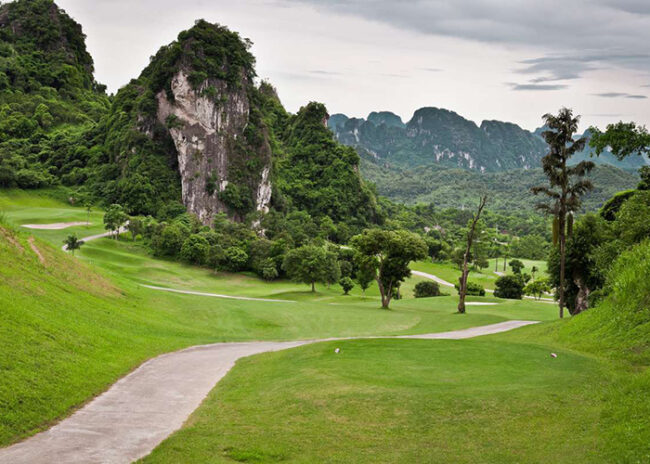 Bảng giá sân golf Phượng Hoàng