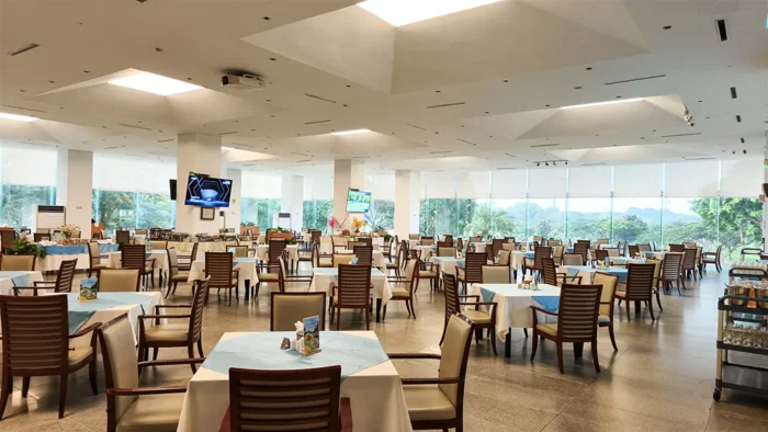 Hình ảnh nhà hàng sân golf Phú Mỹ
