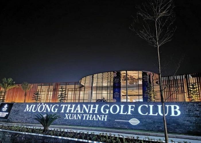 Sân golf Mường Thanh Diễn Lâm Phụ có đầy đủ các phụ kiện chơi golf vô cùng tiện dụng