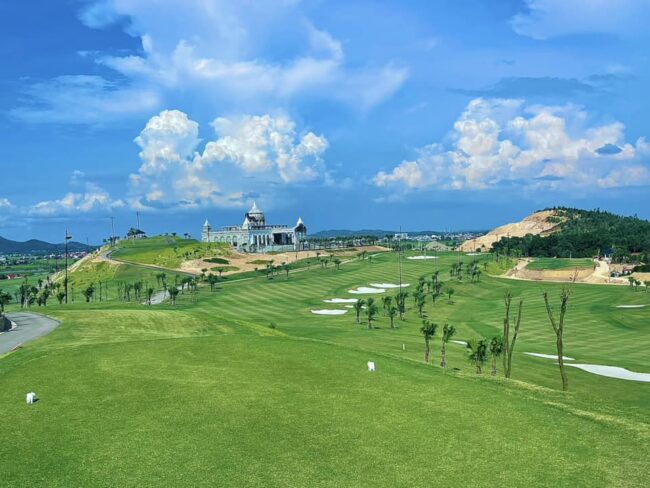 Sân golf Việt Yên